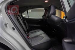 تۆیۆتا کامری